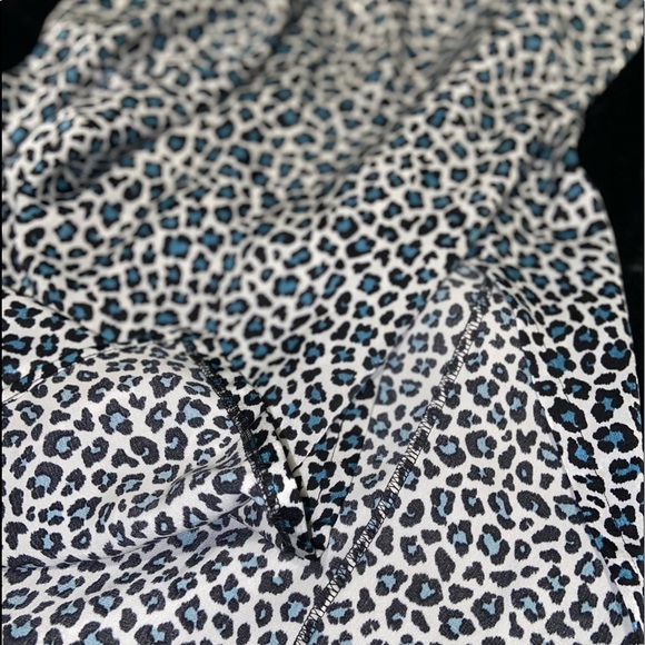 Loose Cheetah Midi Skirt - Picture 2 of 3